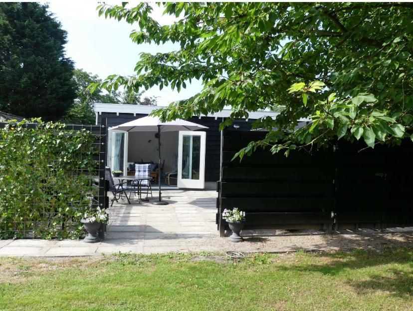 Appartement Boomgaard Vrouwenpolder Buitenkant foto