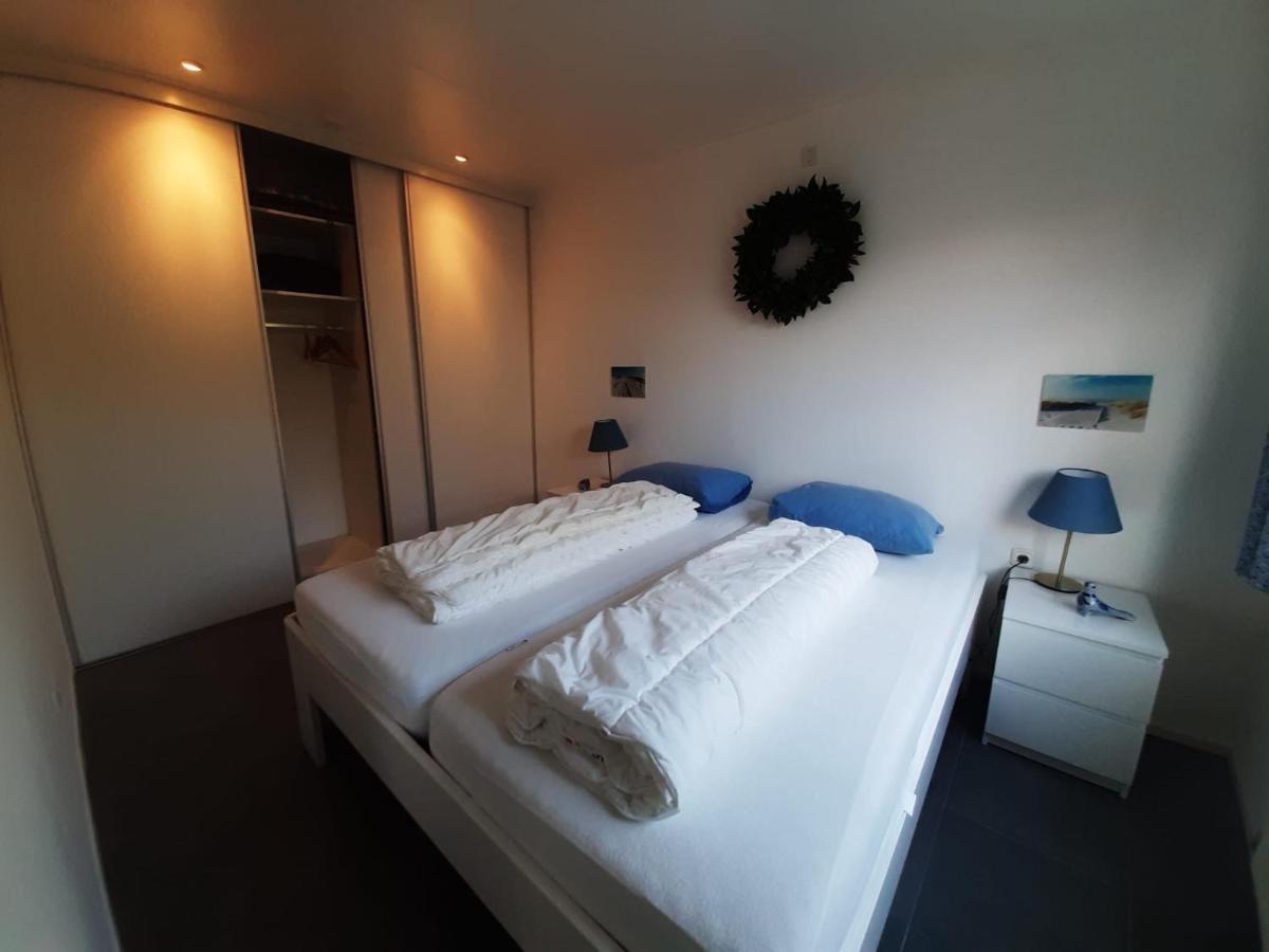 Appartement Boomgaard Vrouwenpolder Buitenkant foto